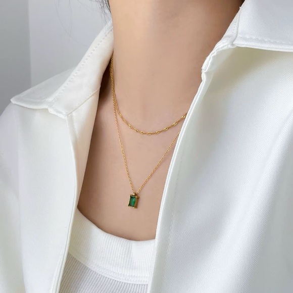 18K Gold Plated - Green Pendant Necklace - Gold Jewelry - Picture 6 of 7